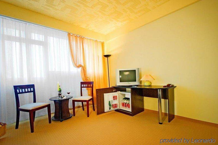 Hotel Charter オトペニ 部屋 写真